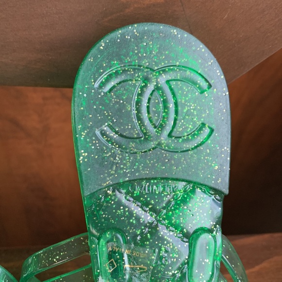Chanel 2008P Camellia Jelly Sandals RARE - Picture 8 of 13